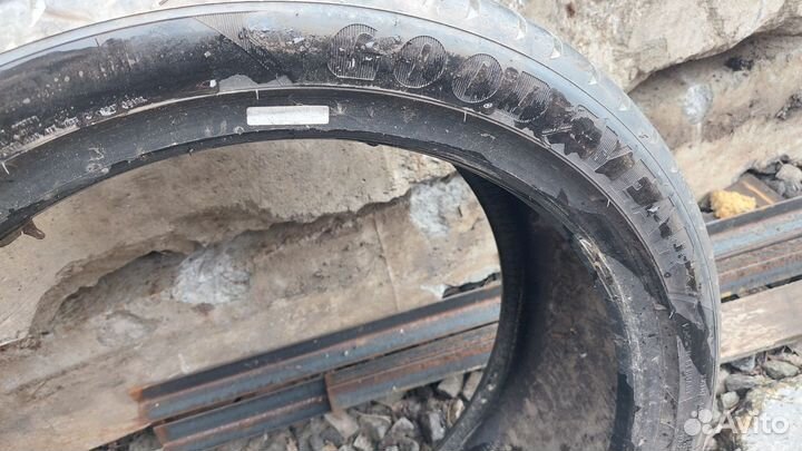 Goodyear Eagle F1 AT 245/40 R20