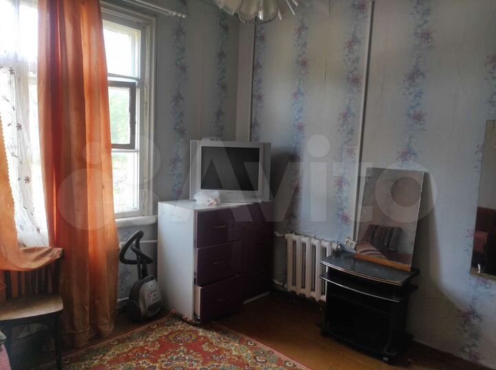 Комната 9 м² в 3-к., 2/2 эт.