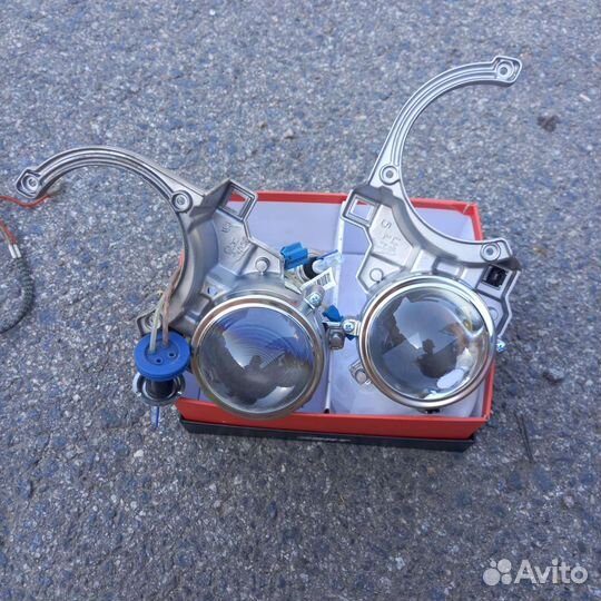 Линзы автомобильные на Мазда 3 бу