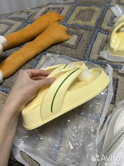 Шлепки женские