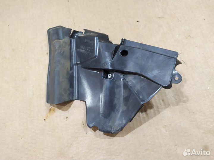 Кожух задний правый Mercedes Glk Х204 OM651DE22LA