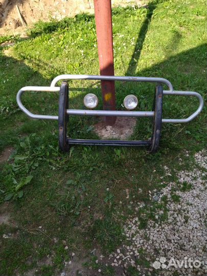 Кенгурятник на ниву