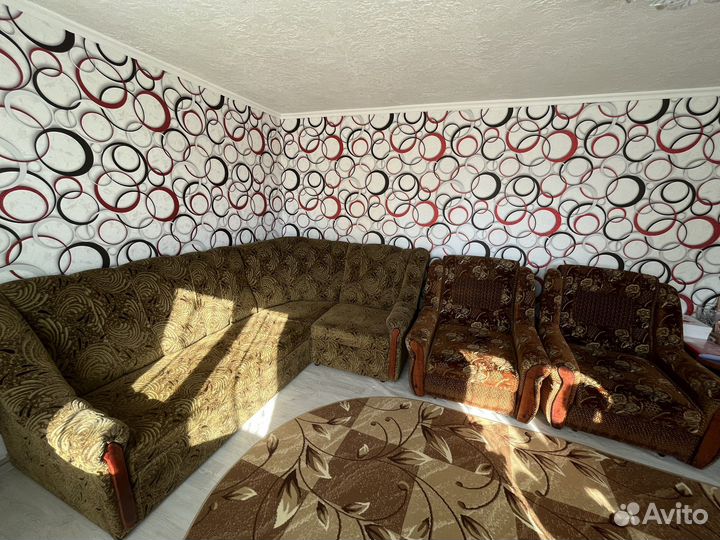 Угловой диван бу и 2кресла