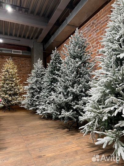 Искусственные елки новые магазин-склад