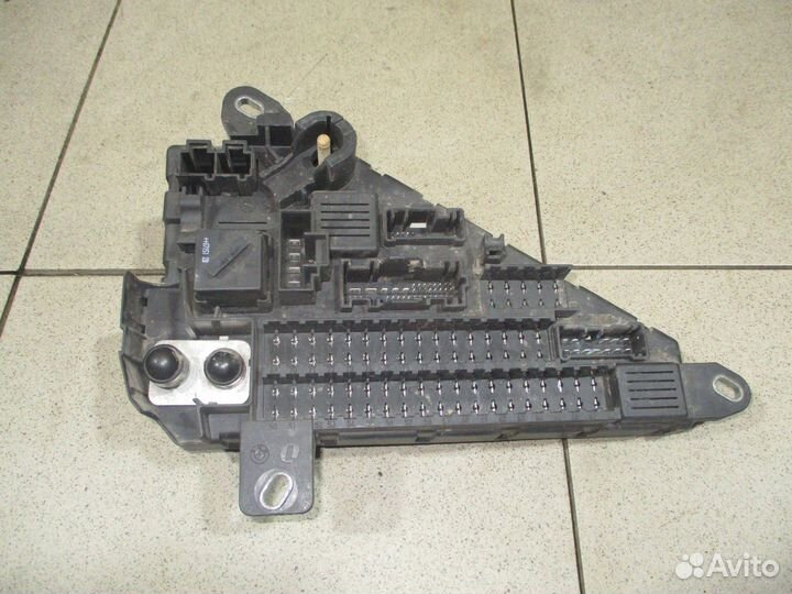 Блок предохранителей BMW 5-Series (E60/E61)