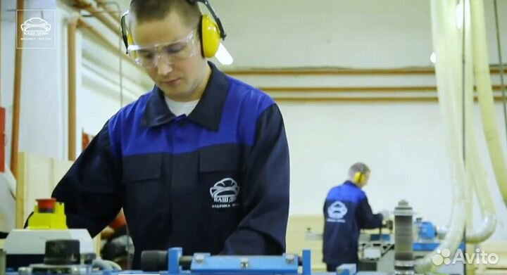 Слесарь экспериментального участка металлоизделий