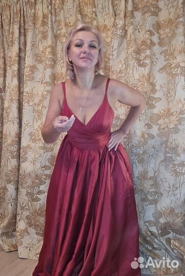 Платье женское вечернее