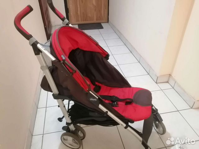 Прогулочная коляска