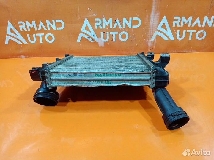 Интеркулер правый Volkswagen Touareg 2 2010-2018