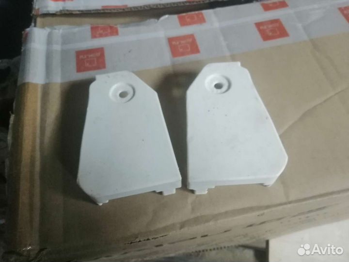 Заглушки порогов Nissan Avenir