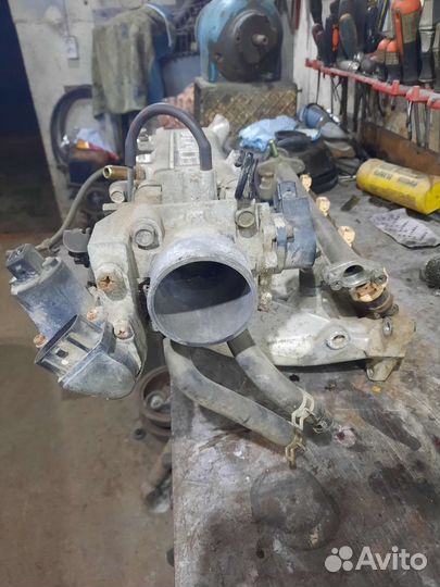 Впускной коллектор в сборе 4g15