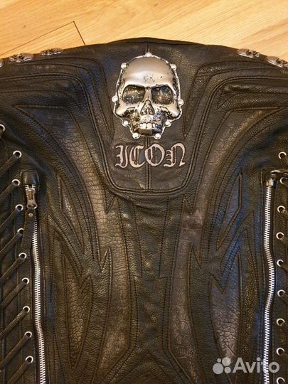 Мотокуртка Icon Victory Metal God