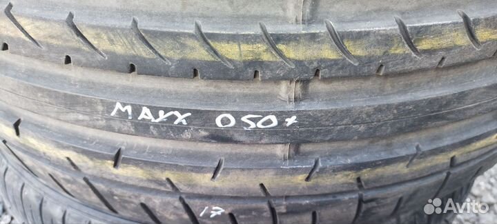 Dunlop SP Sport Maxx 050+ 245/35 R20