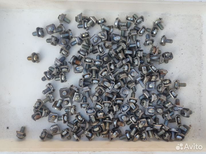 М4 0.7 под крестовую отвёртку