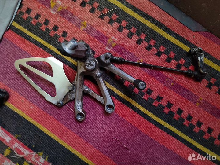 Honda CBR 600F4. Подножка, грузик руля