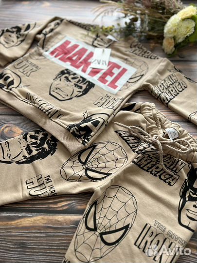 Костюм Zara marvel