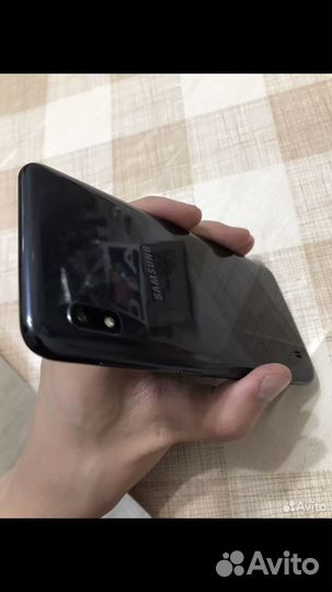 Samsung Galaxy A10, 2/32 ГБ