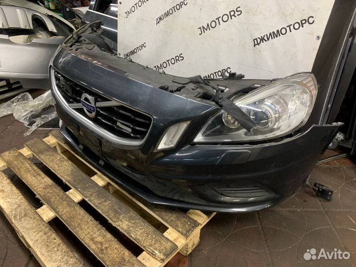 Передняя часть Вольво S60 V60 R-design