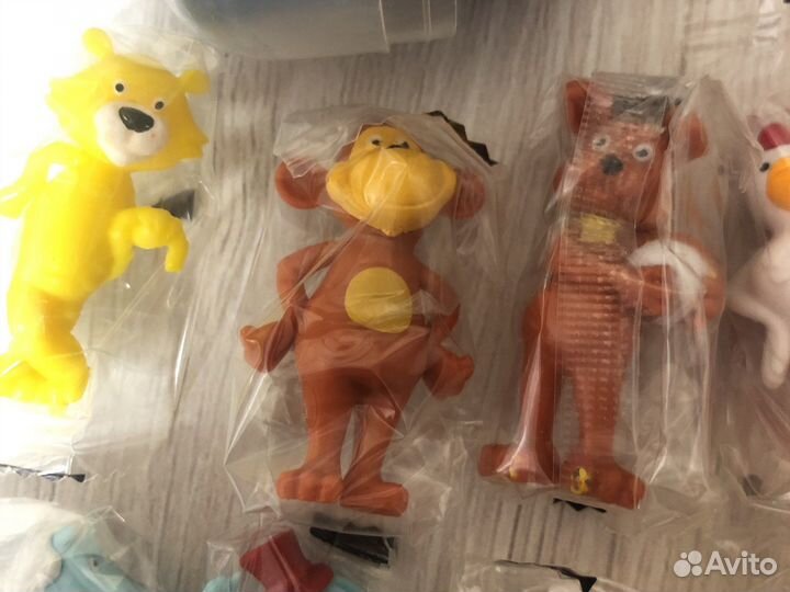 Киндер сюрприз Mega Secret Символы года