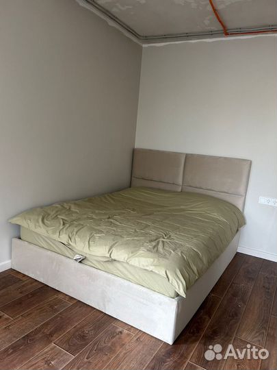 Кровать двухспальная 160 200