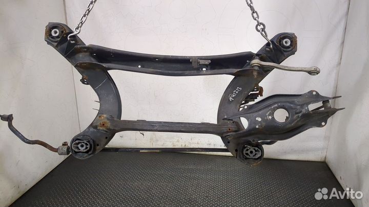 Балка подвески задняя Mercedes C W205, 2017