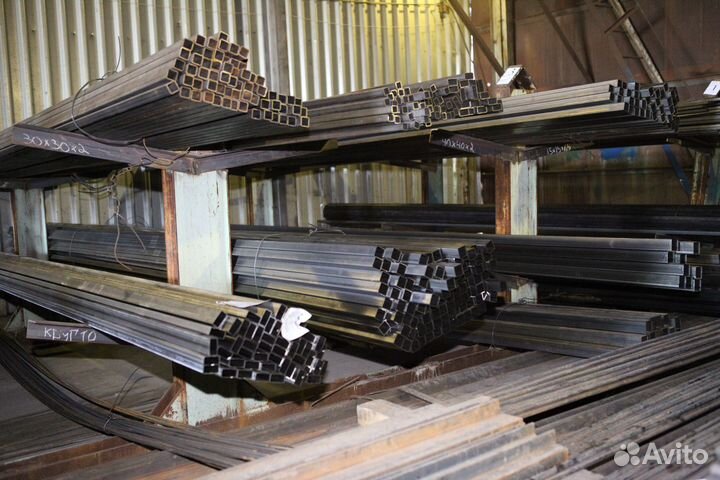 Профильная труба 70х70 мм