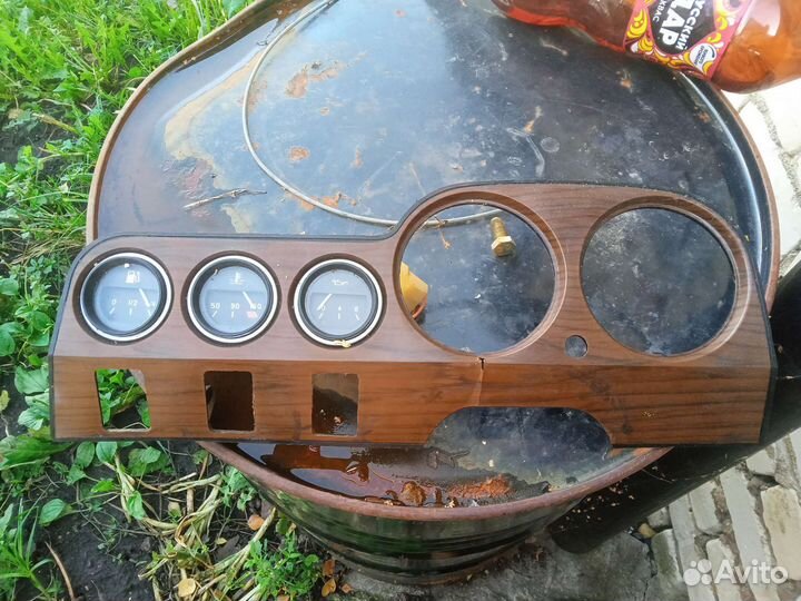 Приборная панель ваз 2106