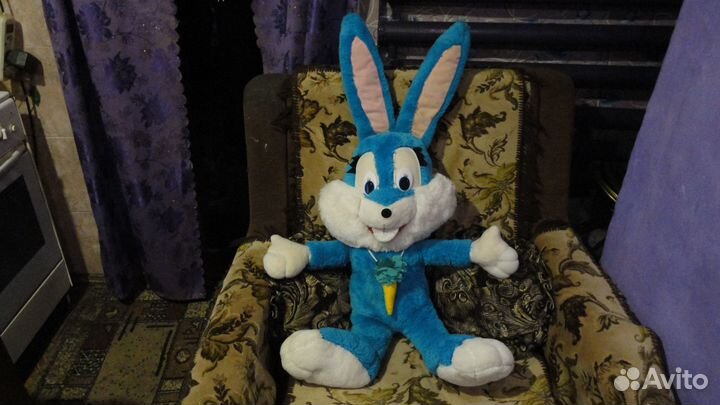 Детская игрушка заяц с морковкой