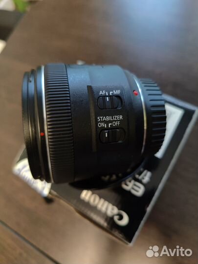 Canon EF 35mm F2 IS USM