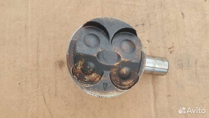 Поршень Suzuki GSX-400R