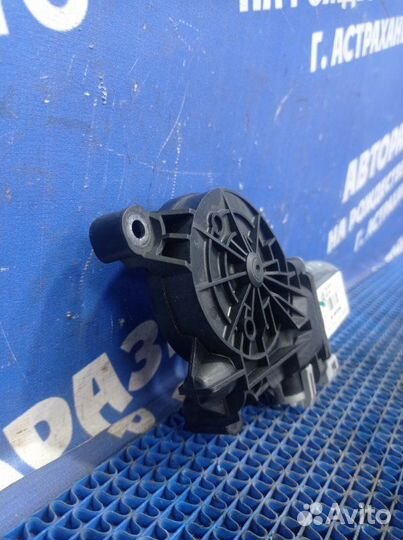 Моторчик стеклоподъемника Volkswagen Polo 5 седан