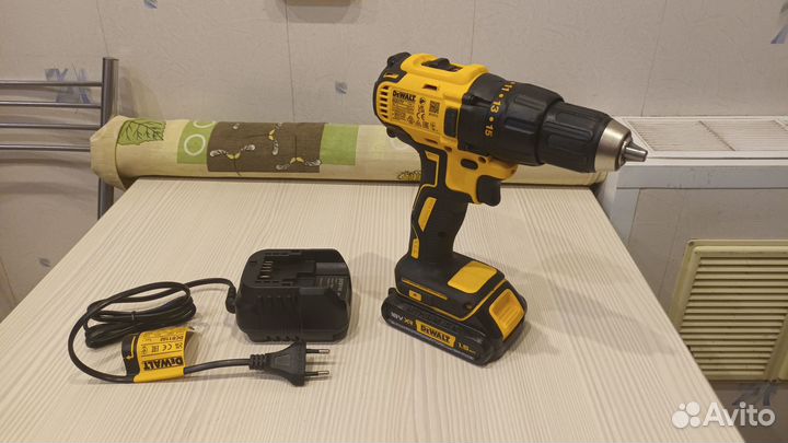 Бесщеточная дрель-шуруповерт dewalt DCD777S2T