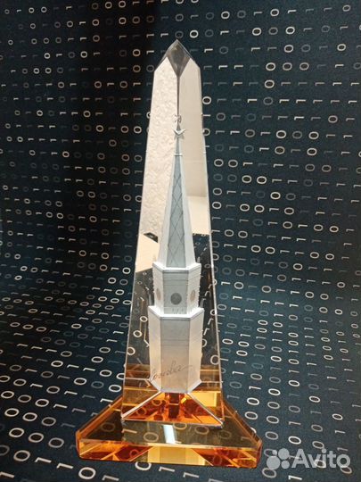 Хрустальная статуэтка кремль