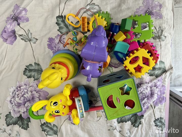 Развивающие игрушки