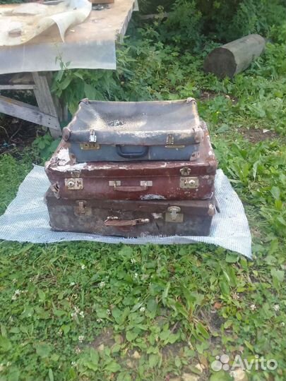 3 чемодана