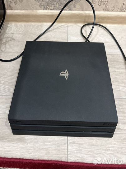 Игровая приставка ps4 pro 1tb