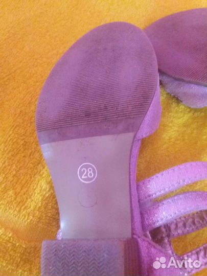 Босоножки для девочки