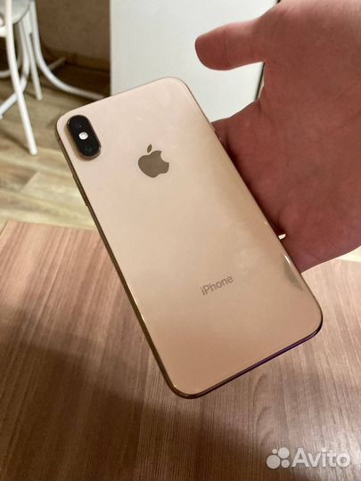 iPhone Xs, 64 ГБ