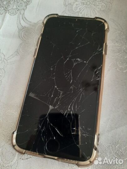 Телефон iPhone