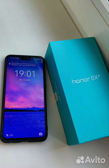 Телефон Honor 8x 4/128