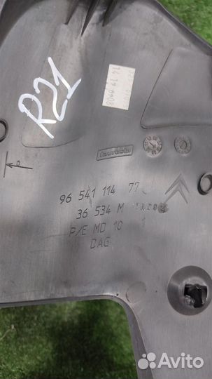 Накладка торпедо подрулевая Citroen C4 Grand Pica