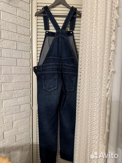 Джинсовый комбинезон женский