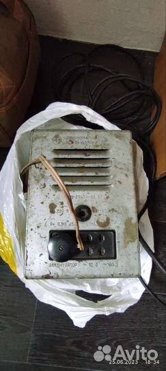 Трансформатор понижающий, с зарядным устройством