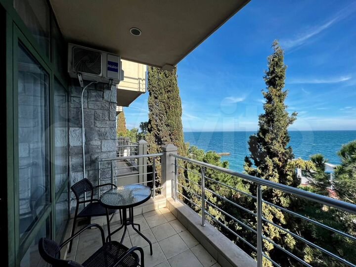 Квартира-студия, 42,8 м², 4/4 эт.