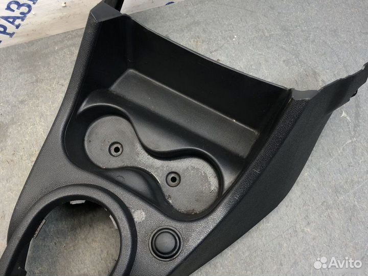 Накладка центральной консоли Nissan Almera G15