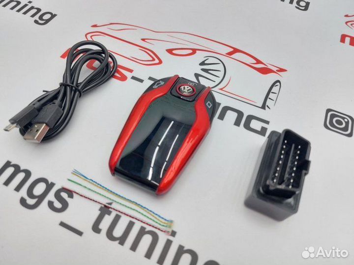 Смарт ключ Фольцваген дизайн BMW красный с экраном