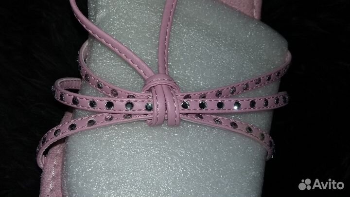 Открытые босоножки