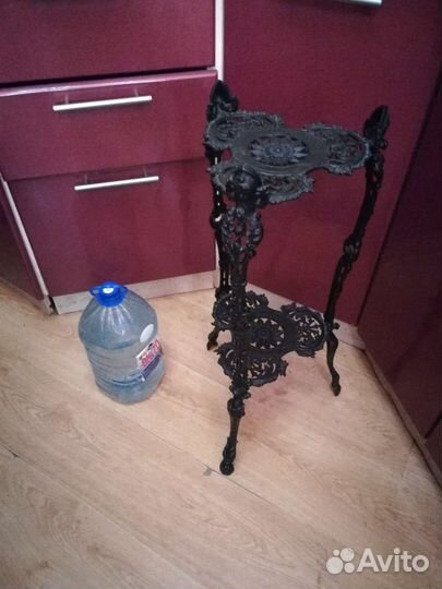 Этажерка чугунная, касли