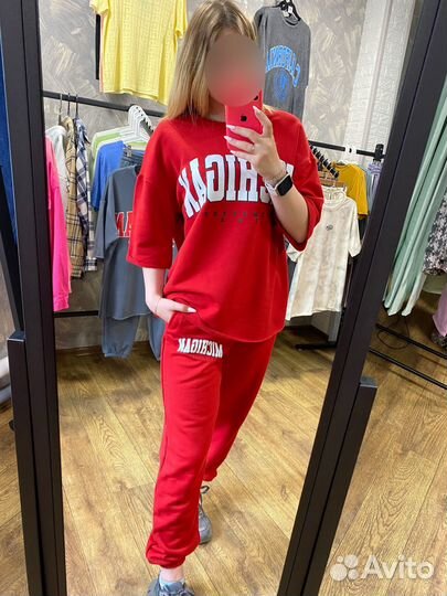 Спортивные костюмы