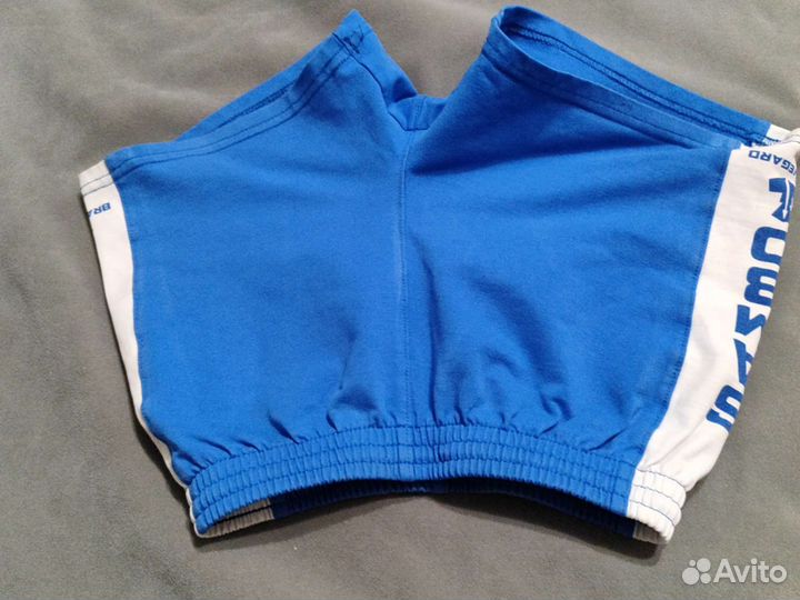 Продаю шорты по самбо 7-9 лет